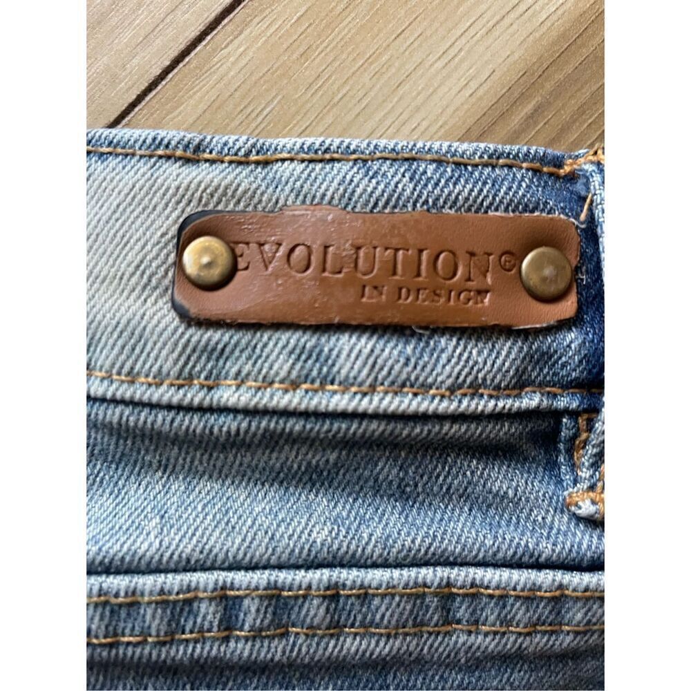 Evolution in Design  Kids Jeans - Picture 5 of 8